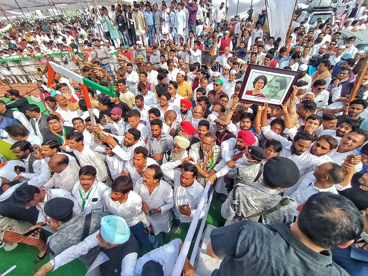 میرٹھ کسان مہاپنچایت: ٹریکٹر پر سوار ہو کر، کھیت کھلیانوں کے راستہ کسانوں کے دل میں اتریں پرینکا گاندھی