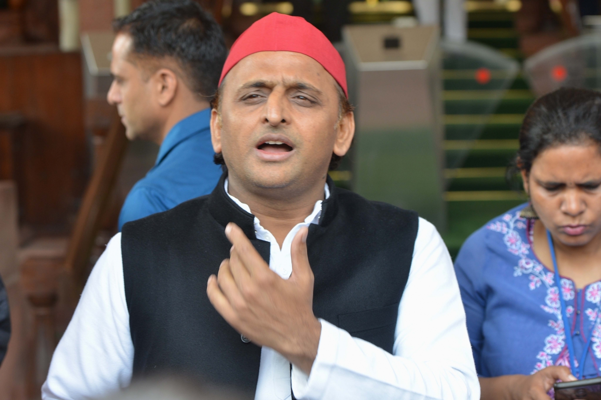 عوام کے سوفیصد ساتھ کا جواب بی جے پی نے سو فیصددھوکے سےدیا: اکھیلیش