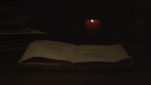 رام پور: معذور طالب علم اندھیرے میں پڑھنے پر مجبور