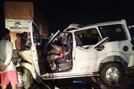 آگرہ میں خوفناک سڑک حادثہ، 9 افراد ہلاک، 3 زخمی