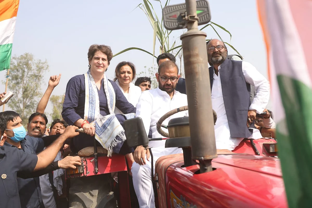 میرٹھ کسان مہاپنچایت: ٹریکٹر پر سوار ہو کر، کھیت کھلیانوں کے راستہ کسانوں کے دل میں اتریں پرینکا گاندھی