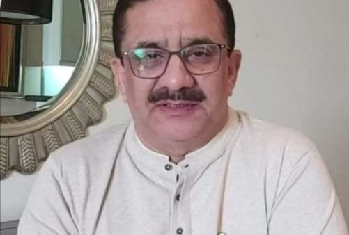 وسیم رضوی اور ان کے تین ساتھیوں کے خلاف غیر ضمانتی وارنٹ جاری