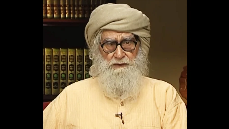 مشہور اسلامی اسکالر مولانا وحیدالدین خاں دہلی کے قبرستان میں سپرد خاک