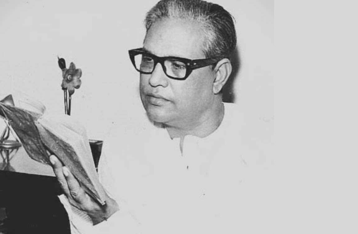 مجروح نے شاعری کے ذریعہ معاشرے کی نبض پر ہاتھ رکھا