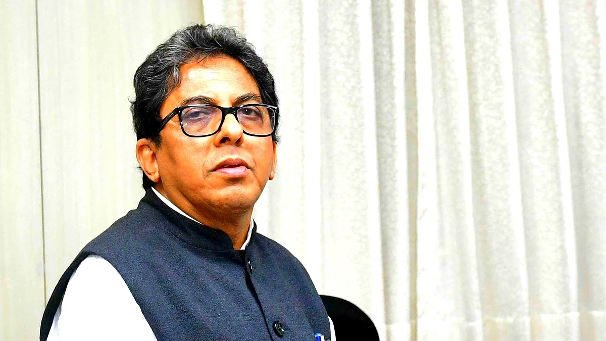 بنگال چیف سکریٹری معاملہ پر مودی حکومت کا فیصلہ ’بیوقوفانہ‘: سابق آئی اے ایس افسران