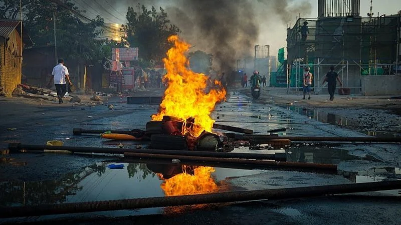 دہلی تشدد: آصف، نتاشا اور کلیتا کو دہلی ہائی کورٹ نے دی ضمانت، کہا ’احتجاجی مظاہرہ دہشت گردی نہیں‘