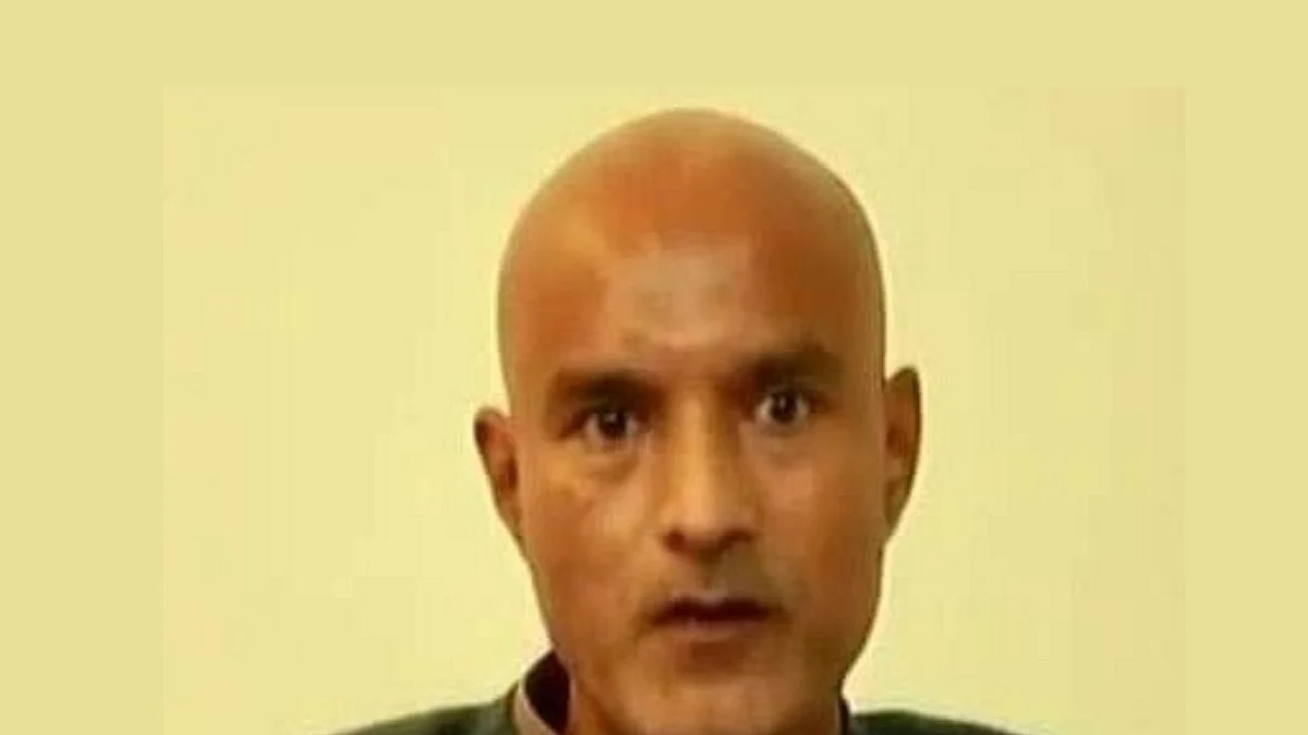 پاکستانی وزیر خارجہ نے کلبھوشن جادھو معاملے کی پیچیدگی کا ذمہ دار نواز شریف کو ٹھہرایا