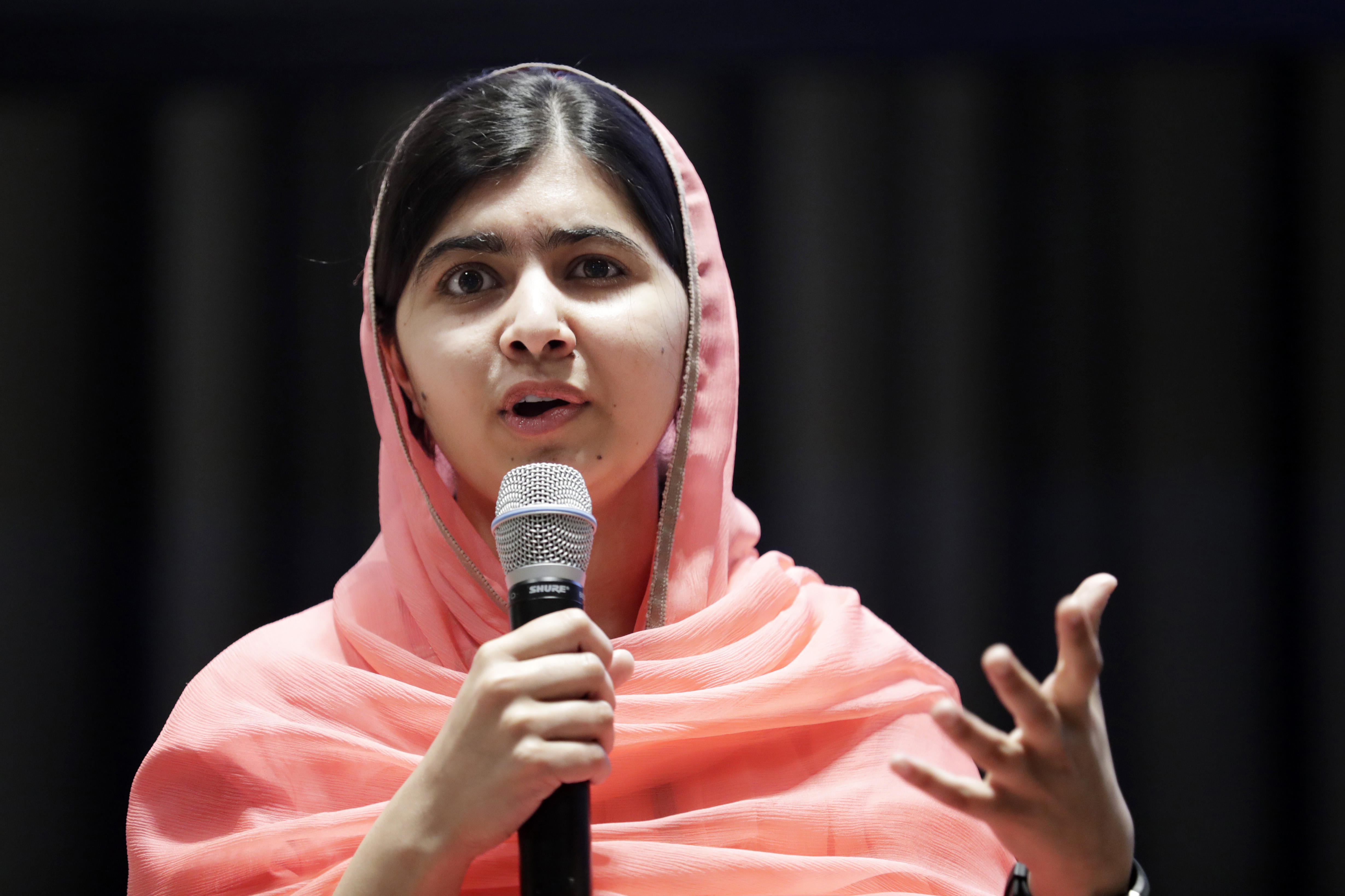 عالمی برادری افغان خواتین کے لیے متحد ہو کر آواز بلند کریں: ملالہ یوسف زئی