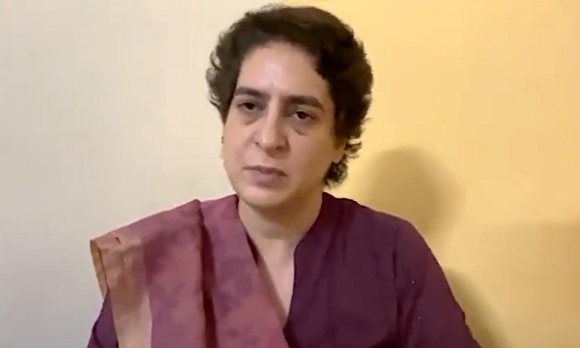 مودی جی! ملک کو آزادی کسانوں نے دلوائی، ان کی حفاظت کیجئے، پرینکا گاندھی نے جاری کیا ویڈیو پیغام