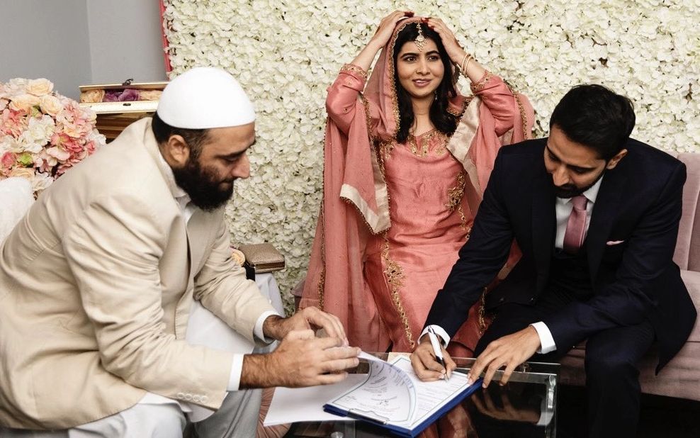 نوبل انعام یافتہ ملالہ یوسف زئی شادی کے بندھن میں بندھ گئیں، نکاح میں کرکٹ کا کیا دخل ہے؟