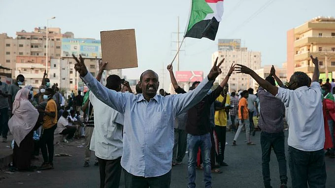 سوڈان: مظاہرین اور سیکورٹی فورسزمیں خونی جھڑپ، 15 افراد ہلاک