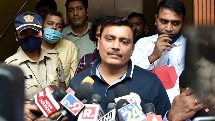 ڈرگس کیس: پریس کانفرنس میں این سی بی ڈپٹی ڈائریکٹر جنرل نے سسٹم کو کلین کرنے پر دیا زور، وانکھیڈے سے پوچھ تاچھ ممکن