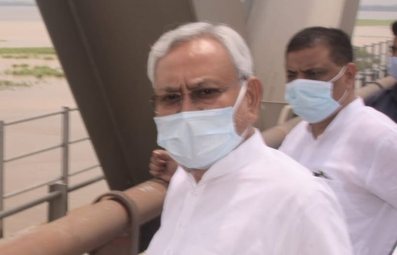 نئے ویرینٹ اومیکرون کا خوف ، نتیش نے ممکنہ خطرات کے پیش نظر مکمل احتیاط کی ضرورت پر دیا زور