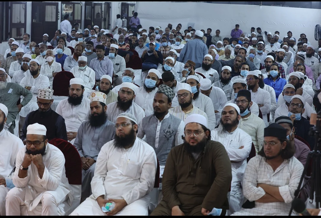 46 علماء اکرام اور ائمہ مساجد کو گریجویشن سالِ اول میں ملا داخلہ، ممبئی کے تعلیم یافتہ افراد کا قابل تقلید قدم