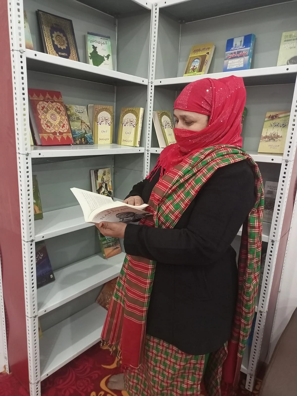 کونسلر چودھری زبیر احمد نے اپنے وارڈ میں قائم کی لائبریری، مخالفین کو دیا کرارا جواب