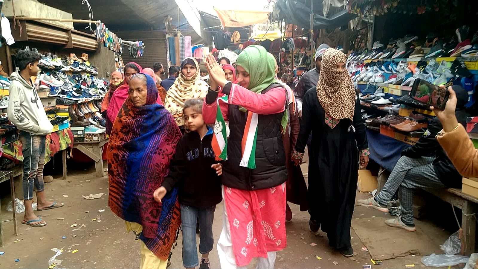 یوپی انتخاب: کانگریس نے مزید 6 امیدواروں کا کیا اعلان، منور رانا کی بیٹی کو بھی ملا ٹکٹ