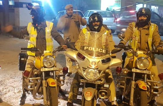 قصہ خاکی کا: دہلی پولیس کے ’پوڈ کاسٹ‘ پرسنیے اس کی غیرمعمولی کہانیاں