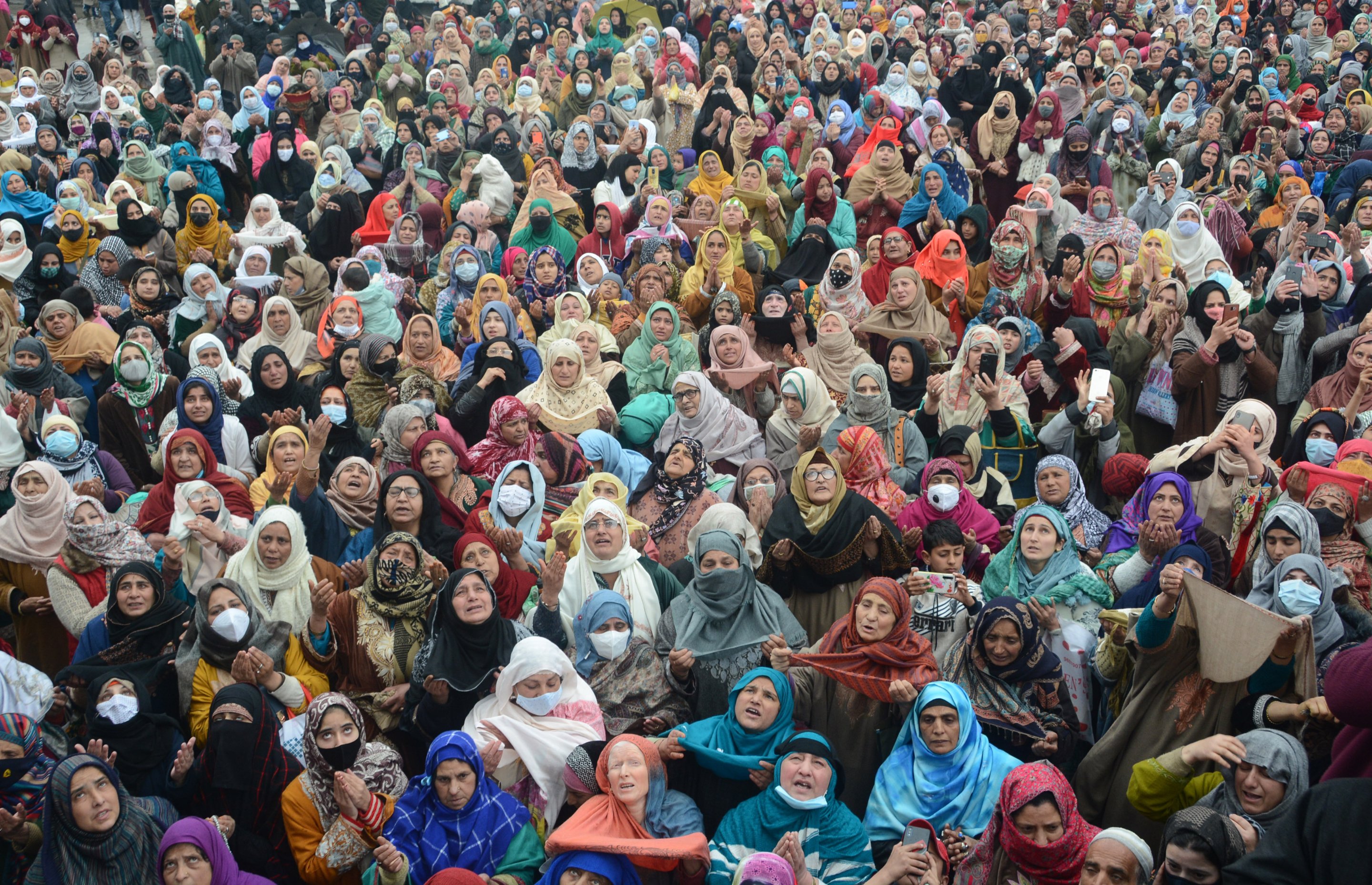 کشمیر: معراج العالم کی اختتامی تقریبات پر روح پرور مجالس، درگاہ حضرت بل میں سب سے بڑی تقریب منعقد
