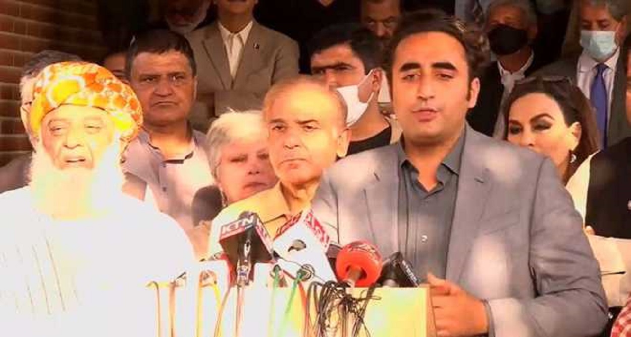 پاکستان: اسپیکر کا اعتماد کی تحریک مسترد کرنا غیر آئینی، ہم سپریم کورٹ جائیں گے، حزب اختلاف کا اعلان
