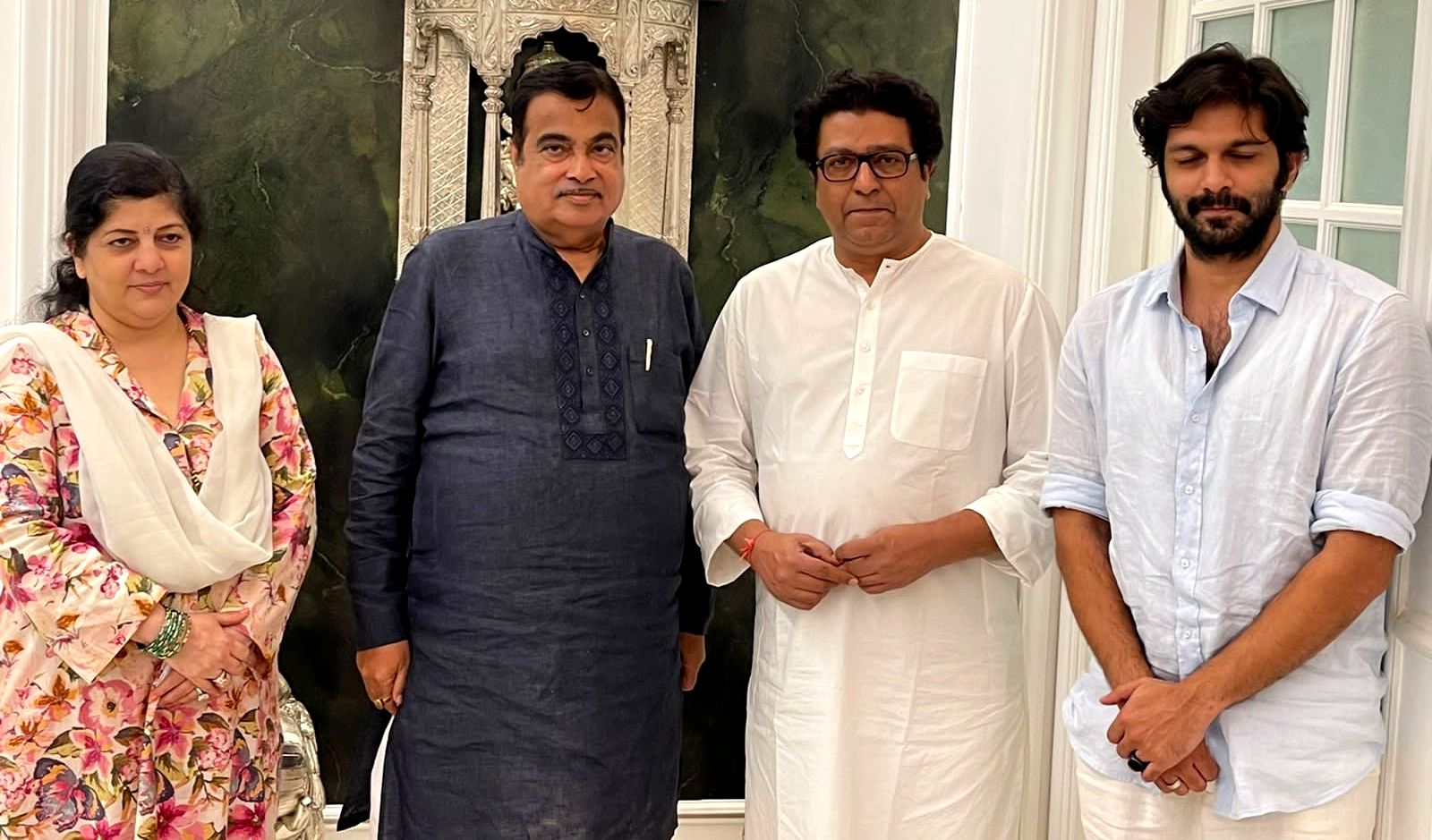 راج ٹھاکرے کا مساجد سے لاؤڈاسپیکر ہٹانے کے شرانگیز مطالبہ پر شیوسینا کی تنقید
