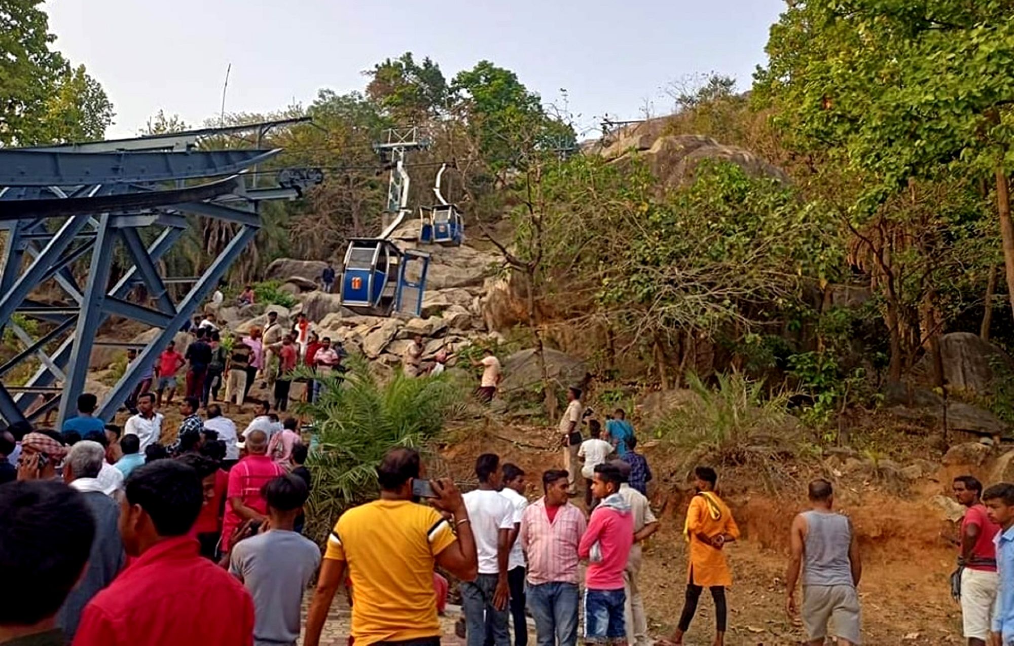 جھارکھنڈ: روپوے میں پھنسے لوگوں کو نکالنے کا آپریشن 45 گھنٹے بعد ختم، 3 کی موت