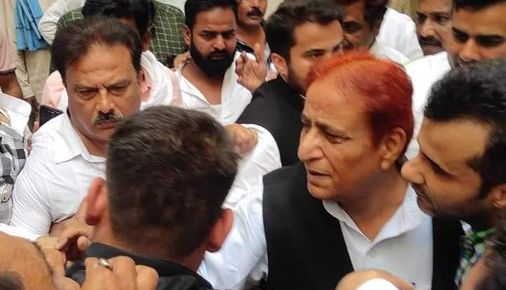 اعظم خان کی 27 مہینے بعد جیل سے رہائی، اکھلیش نے کہا-جھوٹ کے لمحے ہوتے ہیں، صدیاں نہیں!‘