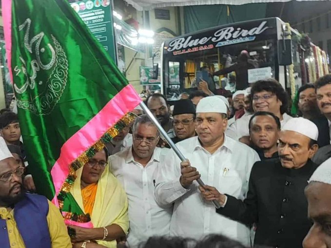 تلنگانہ کے عازمین حج کا پہلا قافلہ سفر مقدس کے لئے روانہ