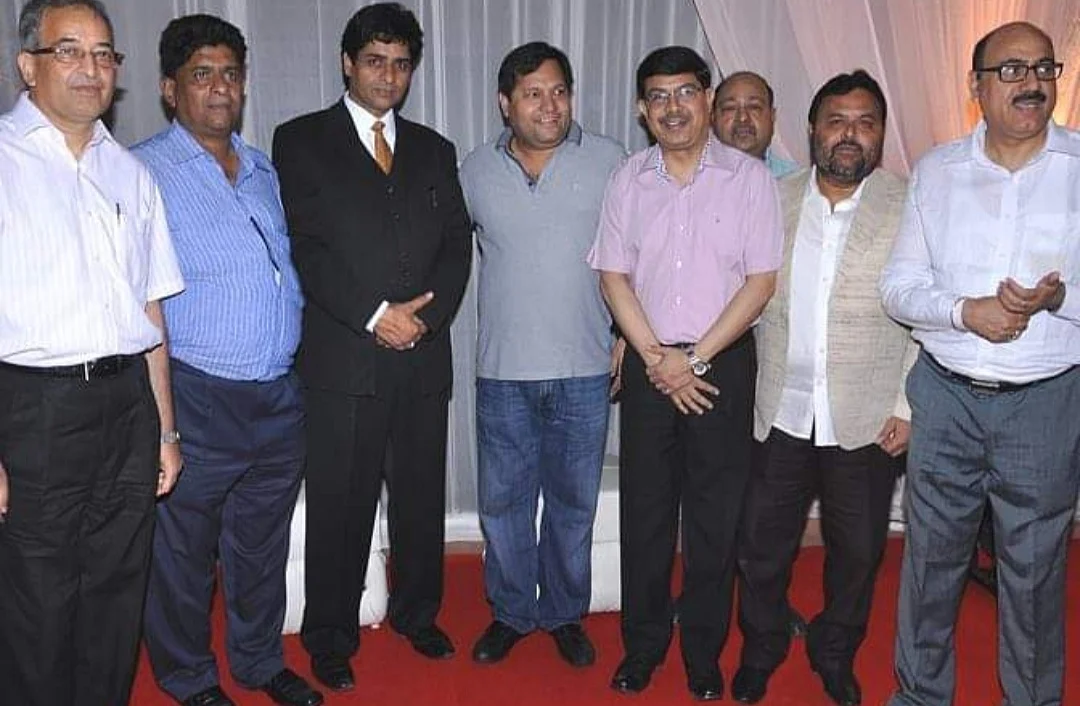 دبئی میں گرفتار گپتا برادرس کی کہانی ہے دلچسپ، سہارنپور میں راشن کی دکان چلائی اور جنوبی افریقہ میں حکومت!
