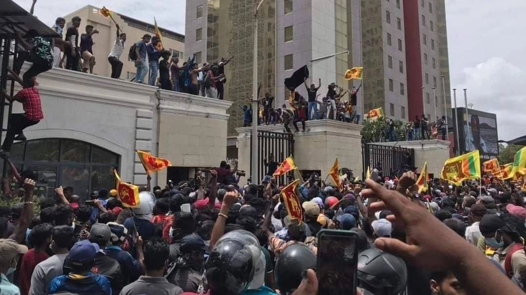 سری لنکا سیاسی بحران: صدر گوٹابایا 13 جولائی کو مستعفی ہو جائیں گے