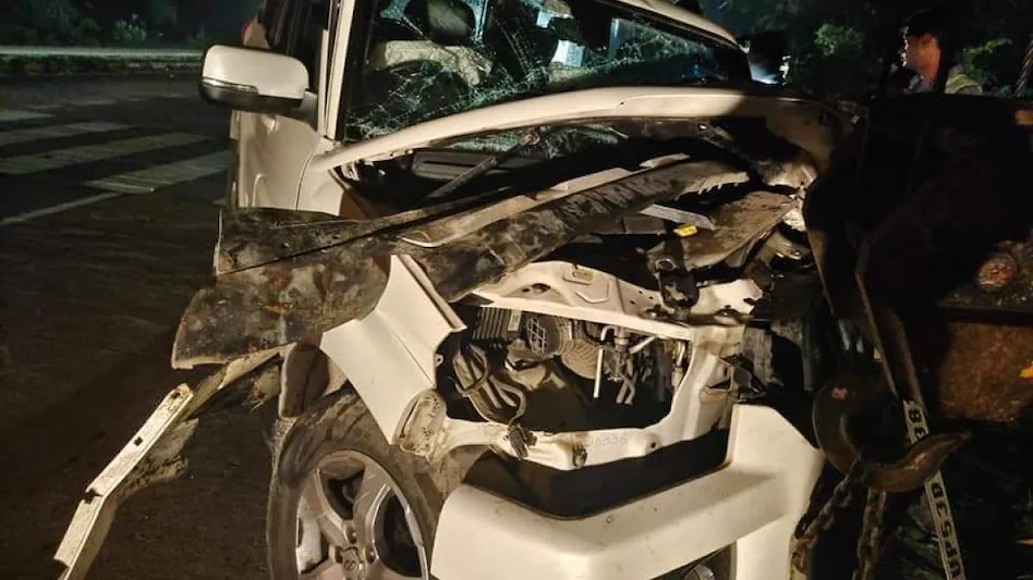 یوگی آدتیہ ناتھ کے ’او ایس ڈی‘ کی سڑک حادثے میں موت، نیل گائے سامنے آ جانے پر درخت سے ٹکرائی گاڑی