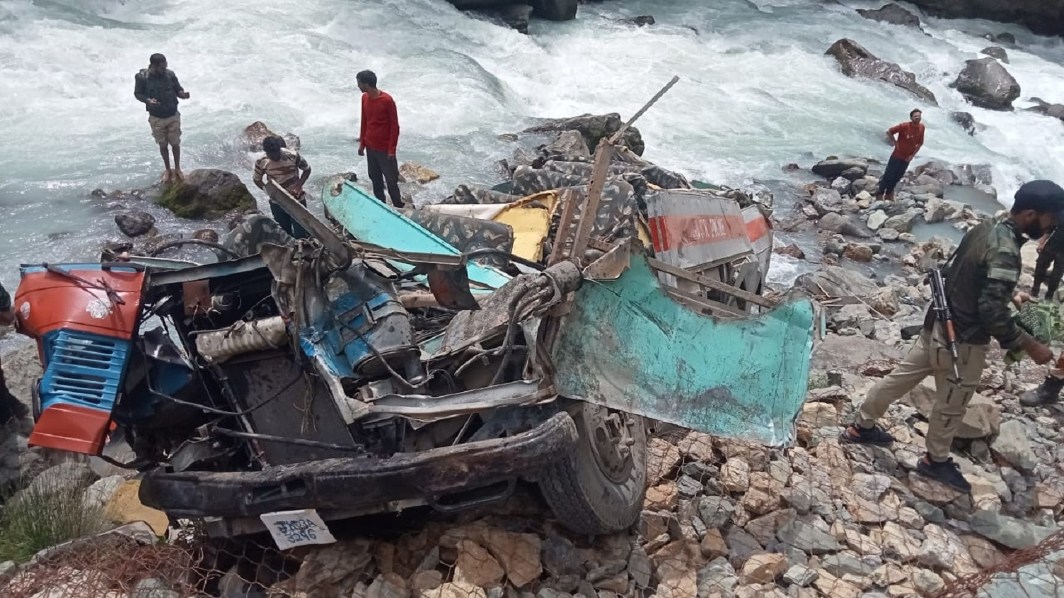 بس حادثہ، تصویر آئی اے این ایس