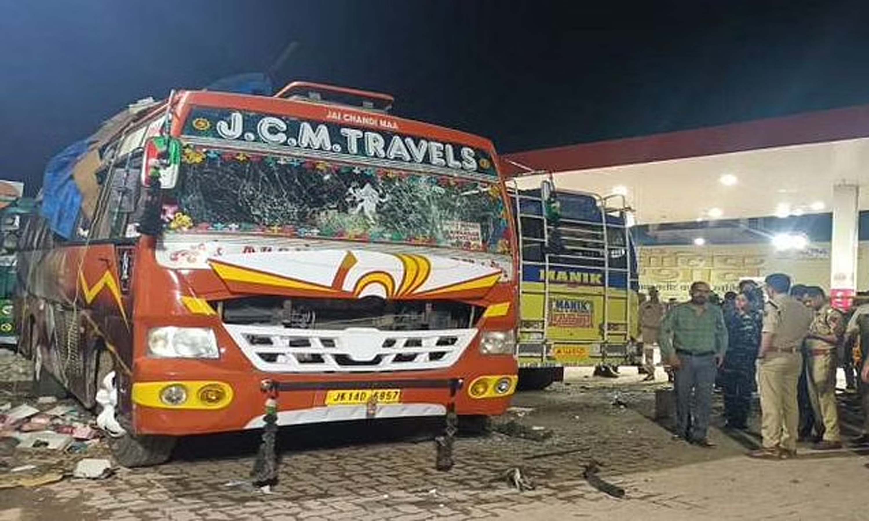 جموں و کشمیر: ادھم پور میں 8 گھنٹے کے اندر دوسرا دھماکہ، اب تک دو زخمی، کئی گاڑیوں کو نقصان