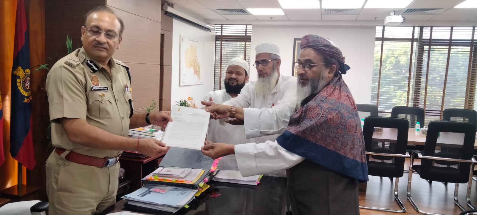 دلشاد گارڈن میں نفرت انگیز پروگرام معاملہ پر جمعیۃ علماء ہند کے وفد کی اسپیشل سی پی دہلی پولیس سے ملاقات