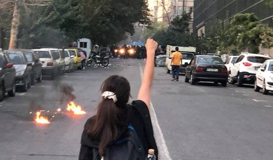 مظاہروں سے گرفتار سینکڑوں ایرانی بچے ’نفسیاتی مراکز‘ میں قید