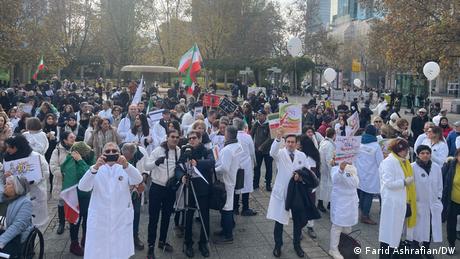 جرمنی نے ایرانیوں کی ملک بدری کا سلسلہ روک دیا