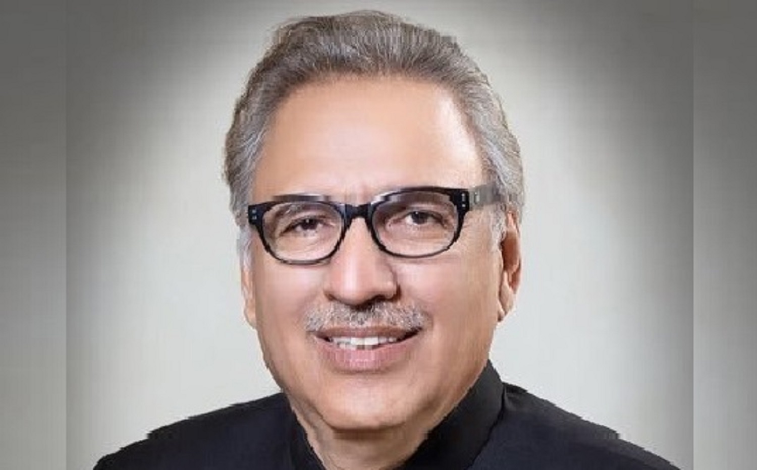 ’نئے فوجی سربراہ کی تنقید بند کریں‘، پاکستانی صدر عارف علوی نے عمران خان کو کیا متنبہ