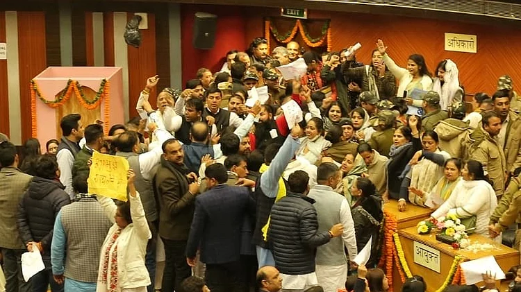 چین میں کورونا وائرس مزید پھیلنے کا خدشہ