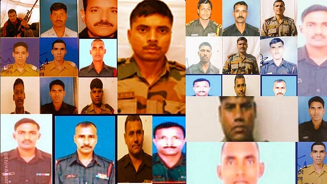 पीएम मोदी ने वादा किया था कि उरी अटैक में शहीद हुए भारतीय जवानों की शहादत को वो व्यर्थ नहीं जाने देंगे. आरोपियों को सजा जरूर दी जाएगी. (<b>फोटो: <a href="https://twitter.com/ShivAroor">Twitter/@Shiv Aroor</a></b>)