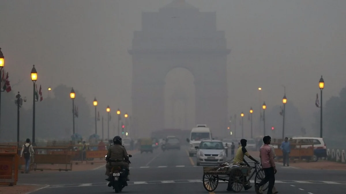 कोर्ट ने पर्यावरण मंत्रालय पर 2 लाख रुपये का जुर्माना लगाया.