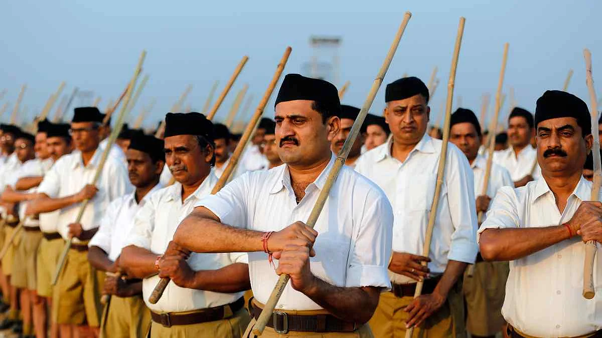 राष्ट्रीय स्वयं सेवक संघ हिंदू राष्ट्रवाद की बात करता है