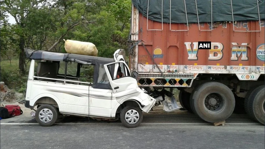 उत्तर प्रदेश में सड़क हादसा