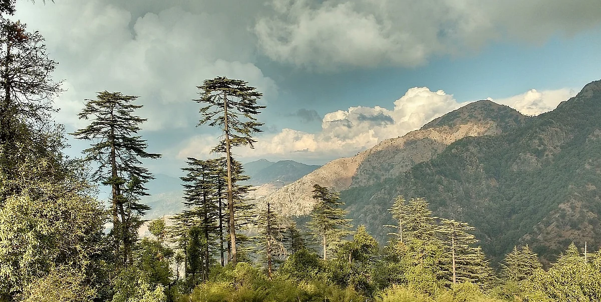 Beautiful and Best Tourist Places in Uttarakhand.