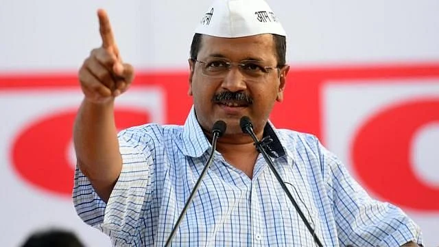 वीडियो पोस्ट करने पर CM केजरीवाल को EC का नोटिस