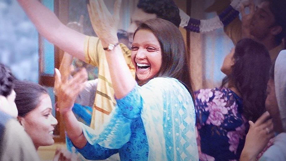 छपाक बिना किसी तामझाम के ईमानदारी से बनाई गई फिल्म है.