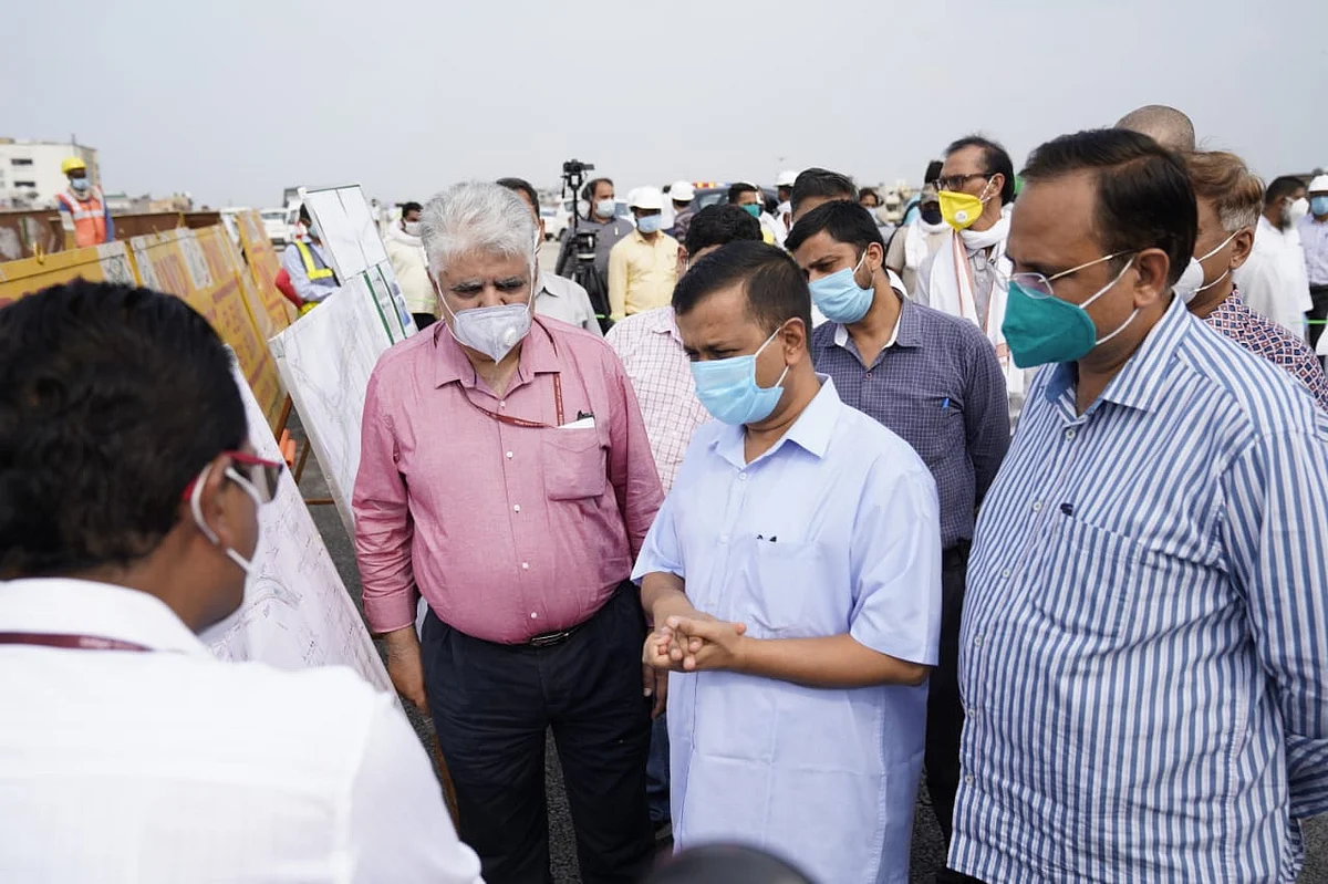 अरविंद केजरीवाल ने निर्माणाधीन शास्त्री पार्क व सीलमपुर फ्लाई ओवर का लिया जायजा