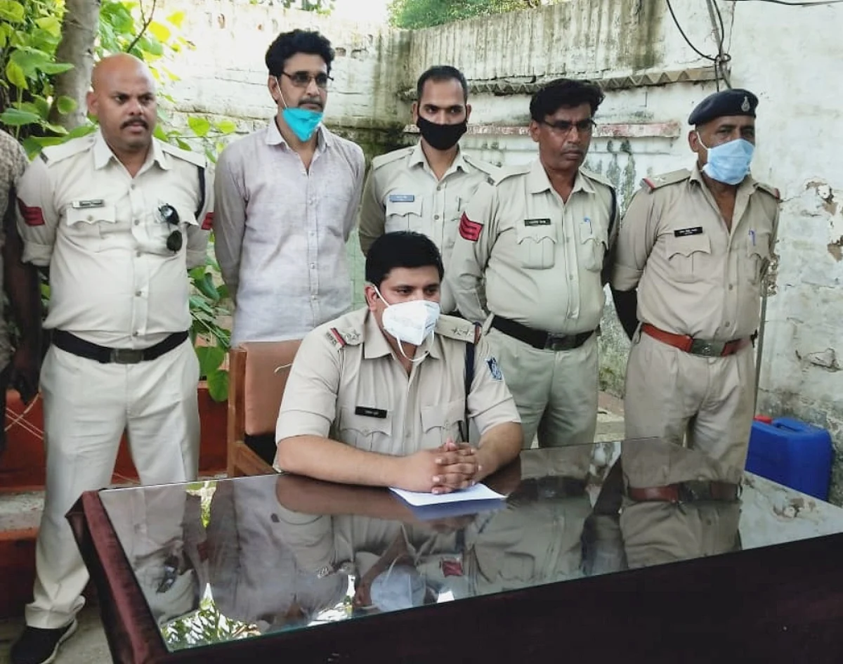 तीस हजार का ईनामी को सागर से दबोचा पुलिस ने