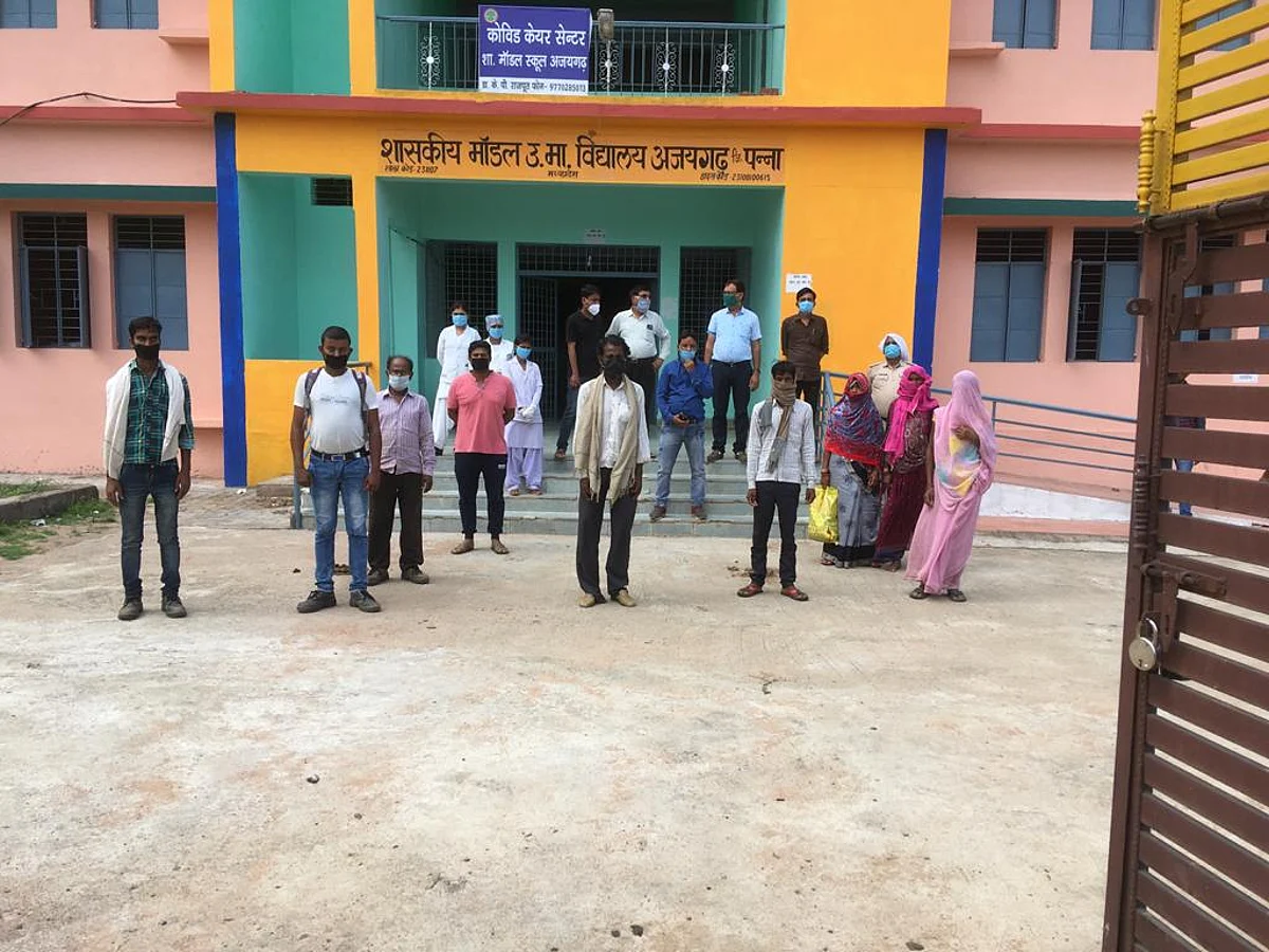 स्वस्थ होने पर 09 कोरोना संक्रमितों को मिली अस्पताल से छुट्टी