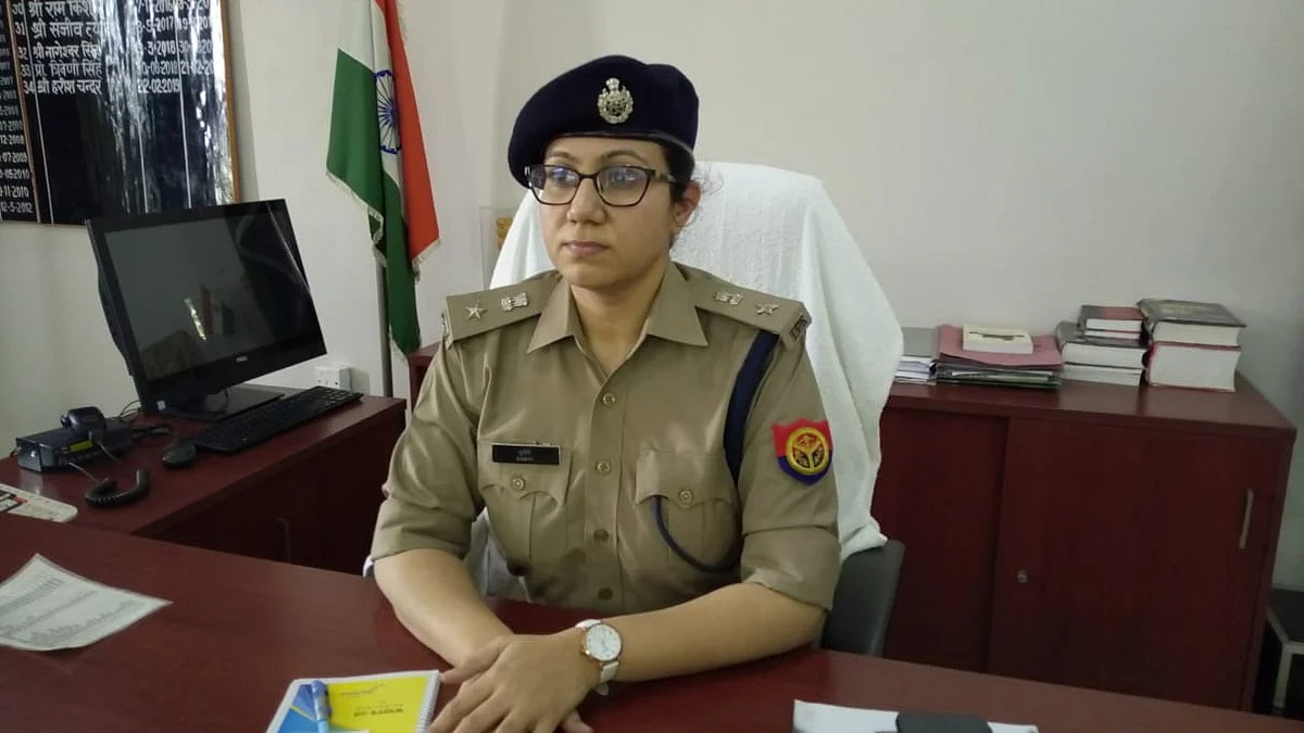 औरेया : अजीतमल कोतवाली प्रभारी निलंबित, चार पुलिस कर्मी लाइन हाजिर