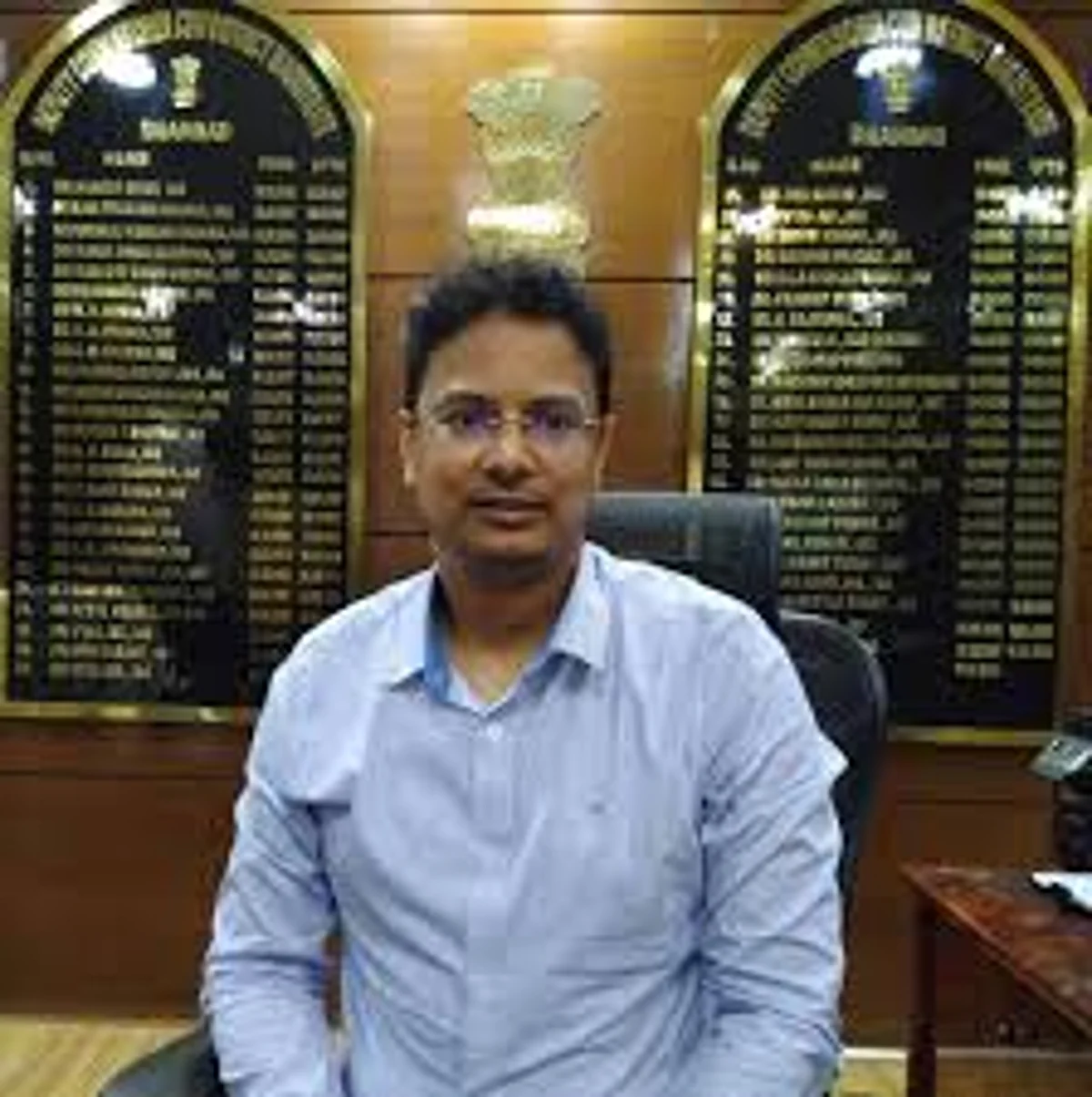 धनबाद डीसी ने आईएमए को चिकित्सकों सूची अविलंब समर्पित करने का निर्देश दिया।