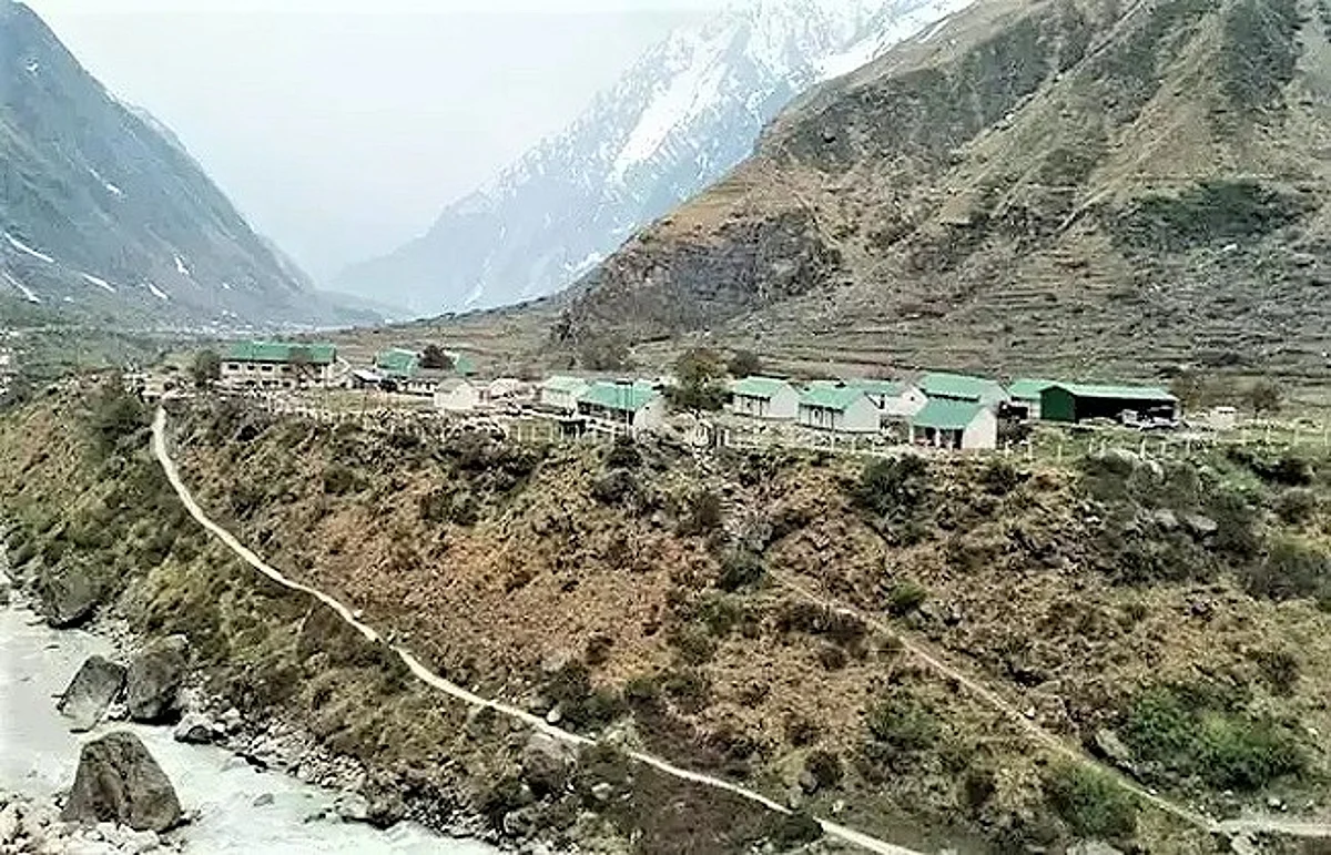 चीन सीमा पर उत्तराखंड में वायुसेना के लिए बनेंगी 3 हवाई पट्टी
